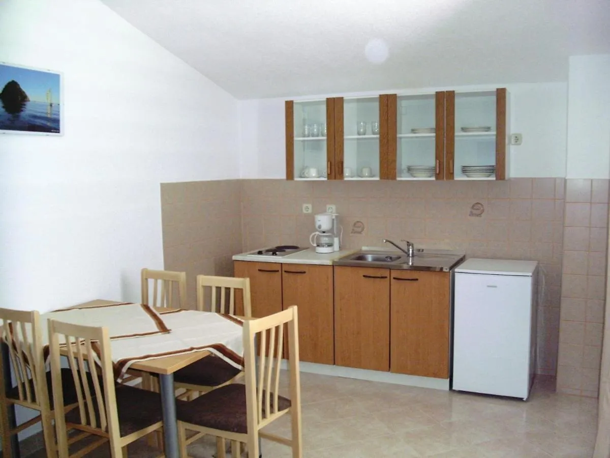 Apartments With A Parking Space Seget Vranjica, Trogir - 8507 0*,