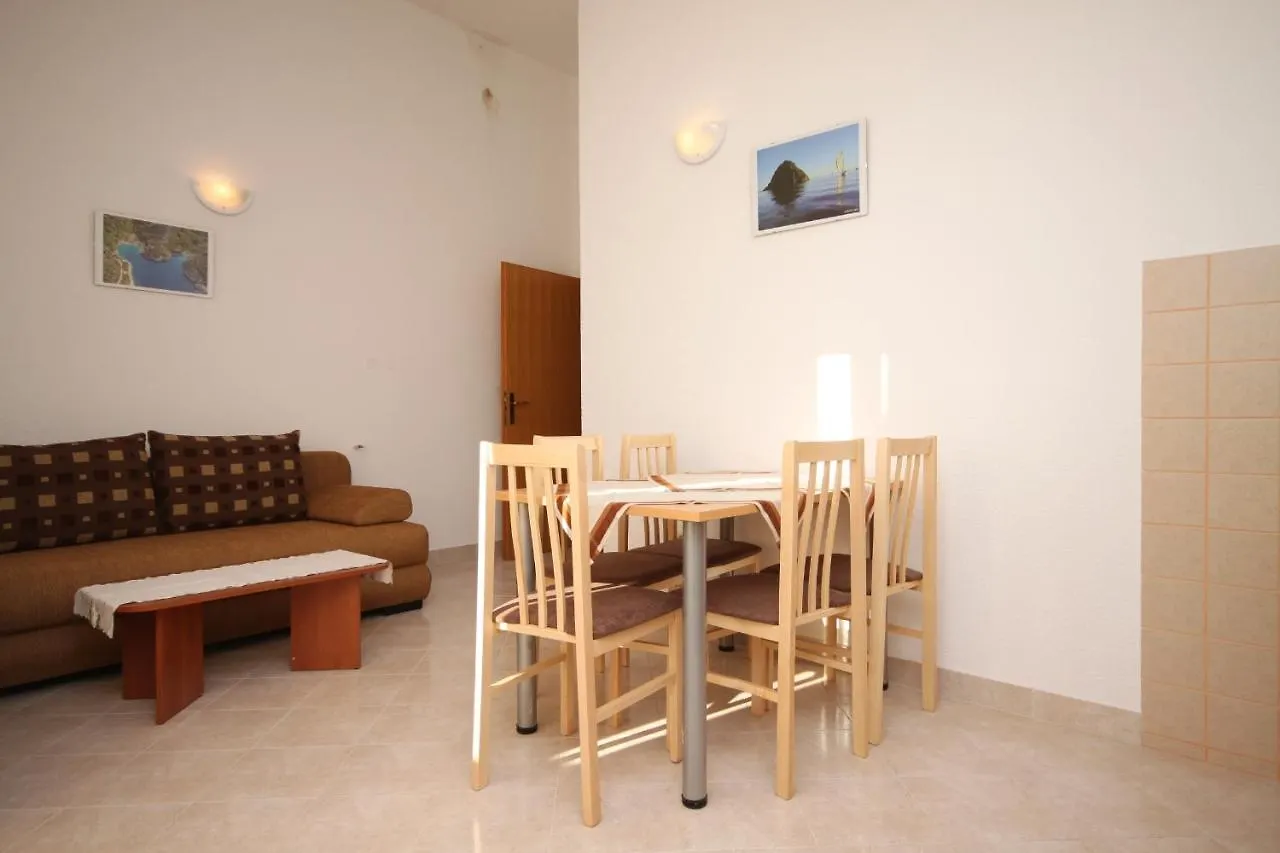 Apartments With A Parking Space Seget Vranjica, Trogir - 8507