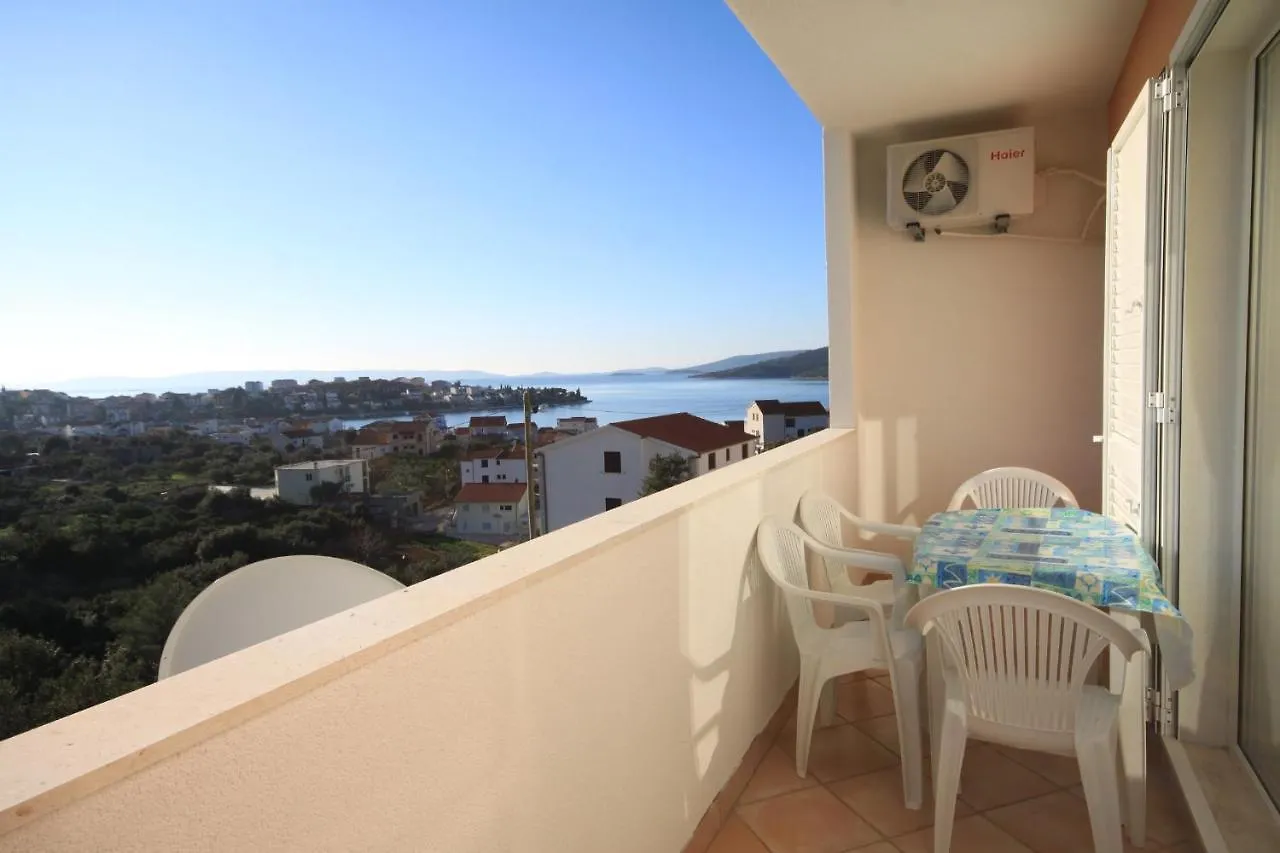 Apartments With A Parking Space Seget Vranjica, Trogir - 8507